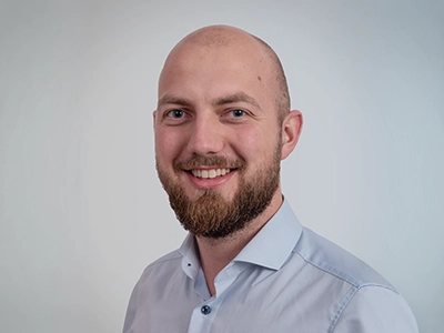 Makmur Paycore Trading Expert